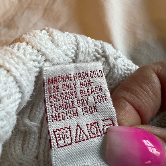 Riding Turtleneck Sweater - Picture 5 of 5